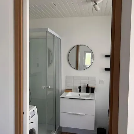 La Petite Grange - 5 Mn Gare Sncf - Wifi & Netflix Apartmán *