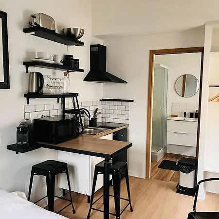Apartmán La Petite Grange - 5 Mn Gare Sncf - Wifi & Netflix Niort